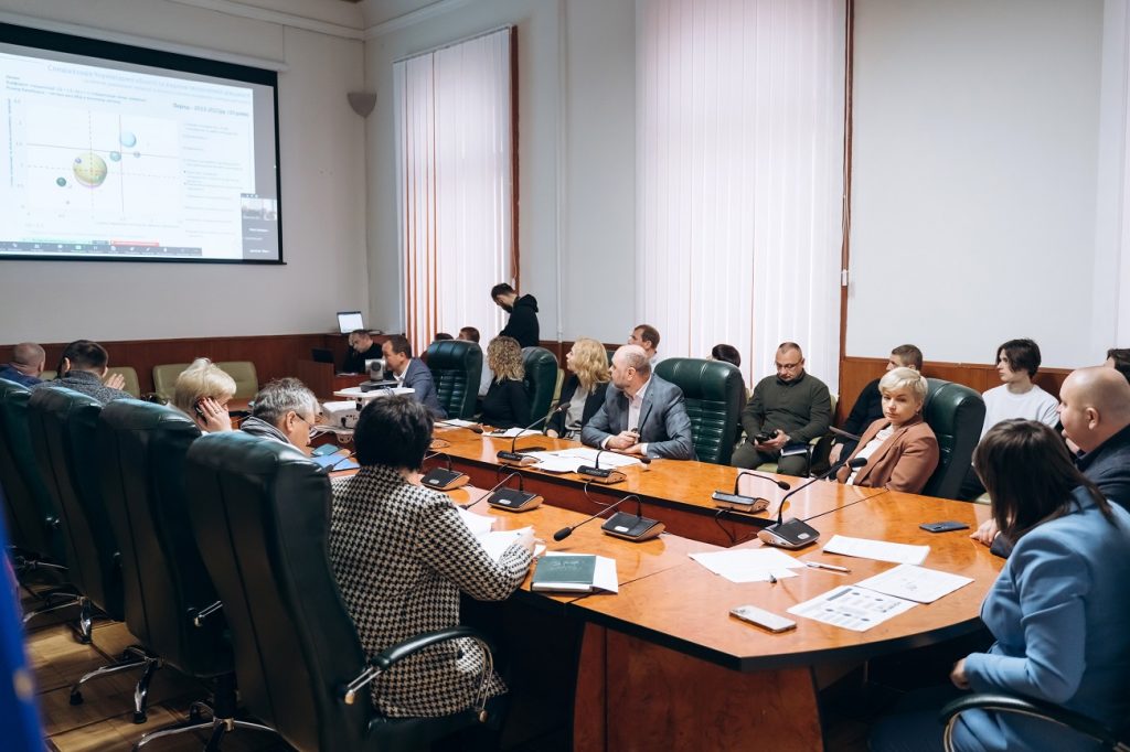 У Чернівцях обговорювали SWOT аналіз Стратегії розвитку Чернівецької області